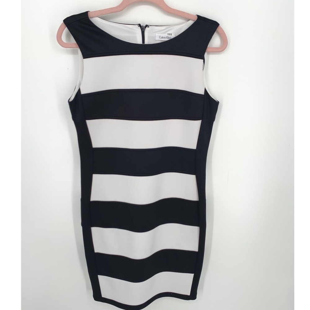 Calvin Klein Sleeveless Sheath Dress Size 8 Black White Striped Career Cocktail